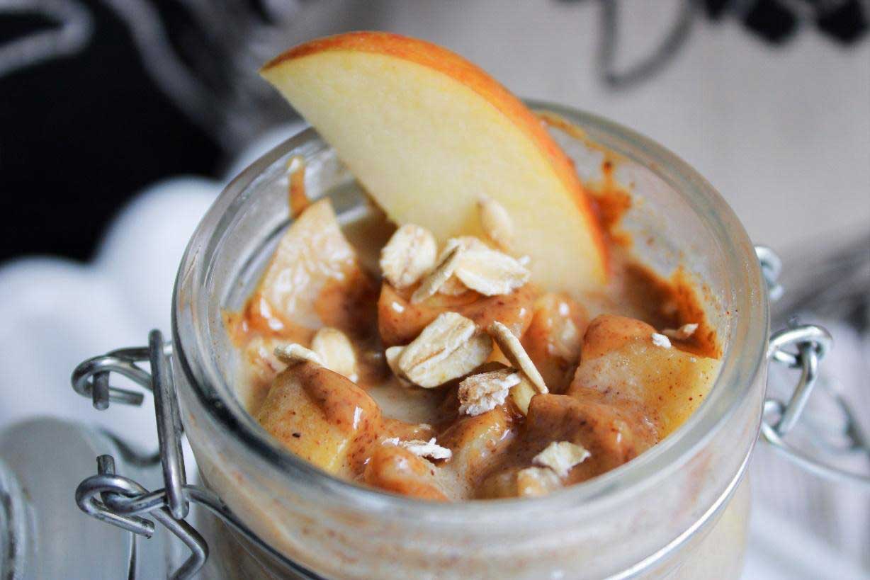 Apple Pie Overnight Oats